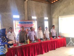 Polsek Negeri Besar Polres Way Kanan Hadiri Giat Musrembang