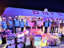PLN Pulihkan Kelistrikan Sekaligus Salurkan Bantuan Pascabencana