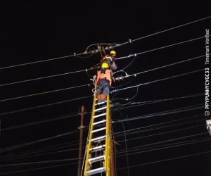 Berjibaku, PLN ULP Lembayung Sukses Pulihkan Kondisi Kelistrikan Pelanggan