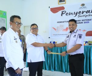 Bupati Takalar Tunjuk Bendahara IKA UNISMUH Cabang  Selaku Penjabat Kepala Desa Kadatong