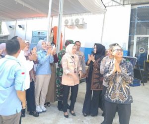 Kadin DLH Mengikuti Peresmian (SPPG) Di Desa Gunung Tiga Kecamatan Muara Dua