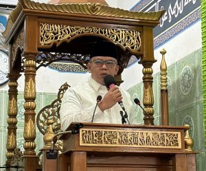 Sekda Sampaikan Pesan Bupati Untuk Kebersamaan Way Kanan Dari Mimbar Idul Fitri