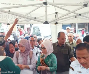 Operasi Pasar Murah Minyakita di SP2KP Pasar Pagi Baradatu Disambut Antusias Masyarakat