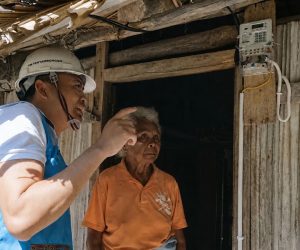 149 Keluarga di Noemuke NTT Kini Nikmati Listrik PLN 24 Jam
