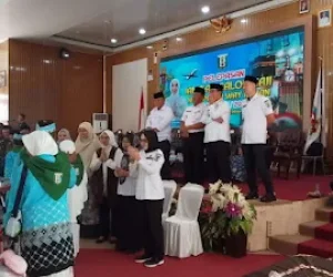 Bupati Ayu Asalasiyah Lepas 224 Jamaah Haji, Tegaskan Peran Pemerintah dalam Pelayanan Ibadah