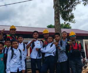 Sambut HUT RI Ke-81, PLN ULP Pagaralam Gelar Sosialisasi Bahaya Pemasangan Umbul-Umbul Dekat Jaringan Listrik
